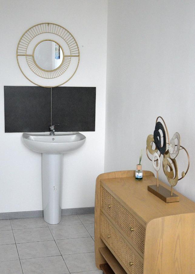 Domus Lemaitre 1 Bouchain - Parking - Wifi Tv - 2 Chambres - Proche Gare Et Commerces Lieu-Saint-Amand Ngoại thất bức ảnh